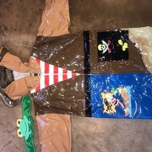 Kidorable size 6 raincoat